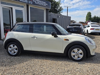 Used MINI Hatch 2016 for sale - 76599429: Photo