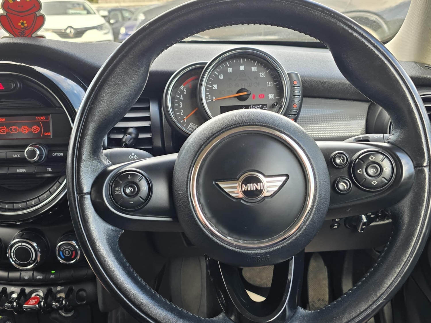 Used MINI Hatch 2016 for sale - 76599429: Photo 23