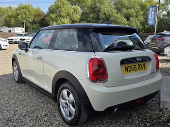 Used MINI Hatch 2016 for sale - 76599429: Photo