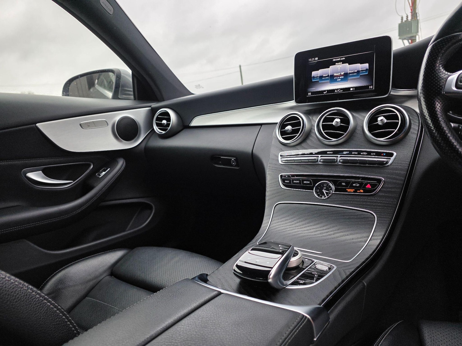 Used Mercedes-Benz C Class 2017 for sale - 78047536: Photo 25