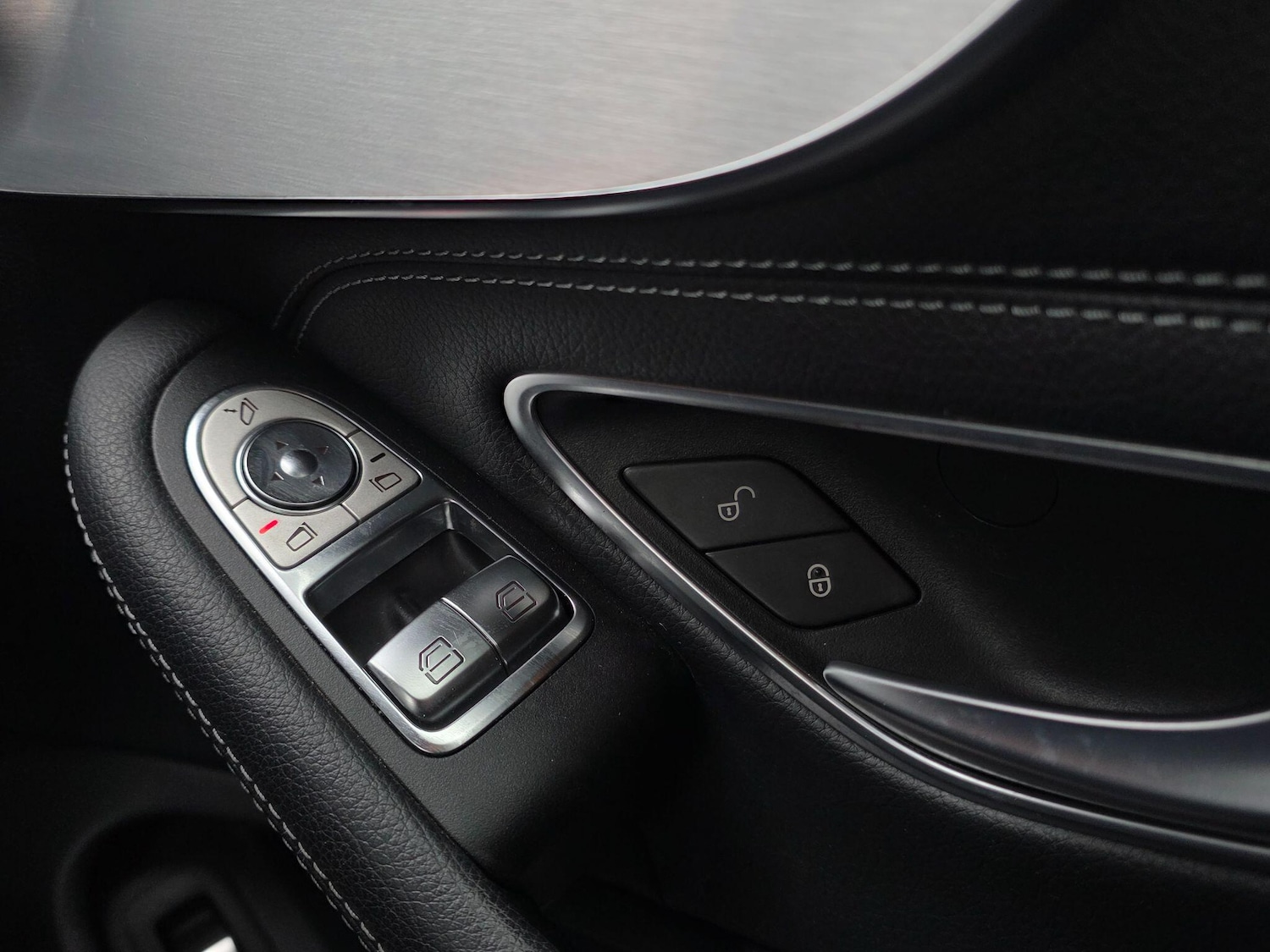 Used Mercedes-Benz C Class 2017 for sale - 78047536: Photo 35