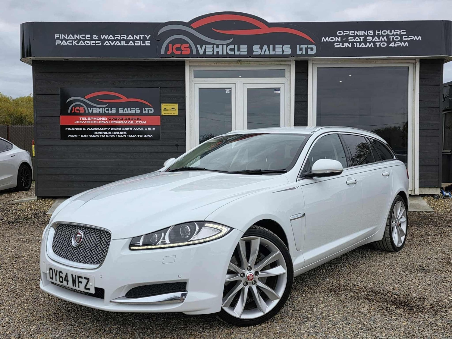 Used Jaguar XF 2014 for sale - 76990330: Photo 11
