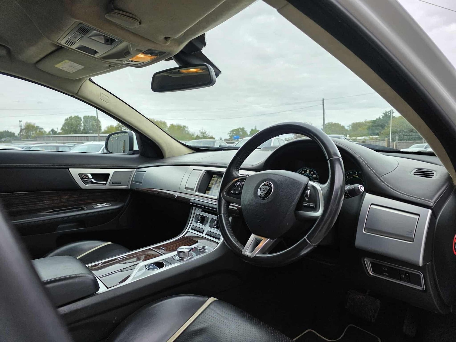 Used Jaguar XF 2014 for sale - 76990330: Photo 13