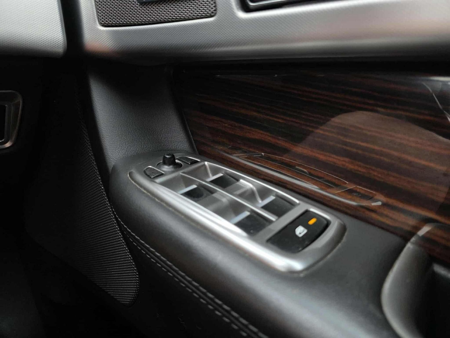 Used Jaguar XF 2014 for sale - 76990330: Photo 33