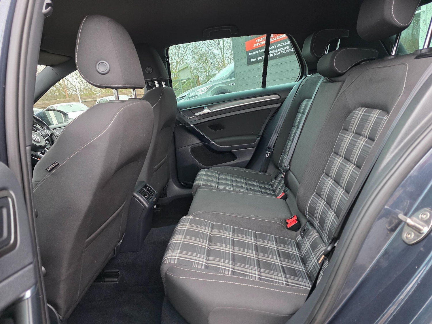 Used Volkswagen Golf 2018 for sale - 77021004: Photo 19