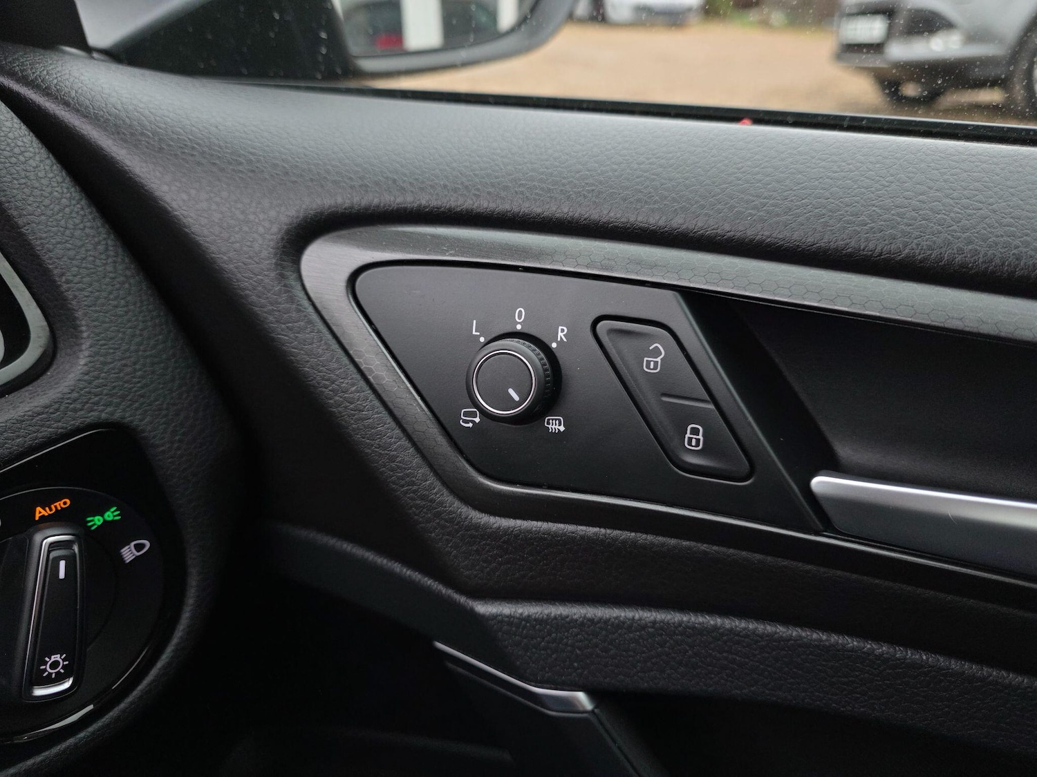 Used Volkswagen Golf 2018 for sale - 77021004: Photo 33