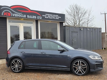 Used Volkswagen Golf 2018 for sale - 77021004: Photo