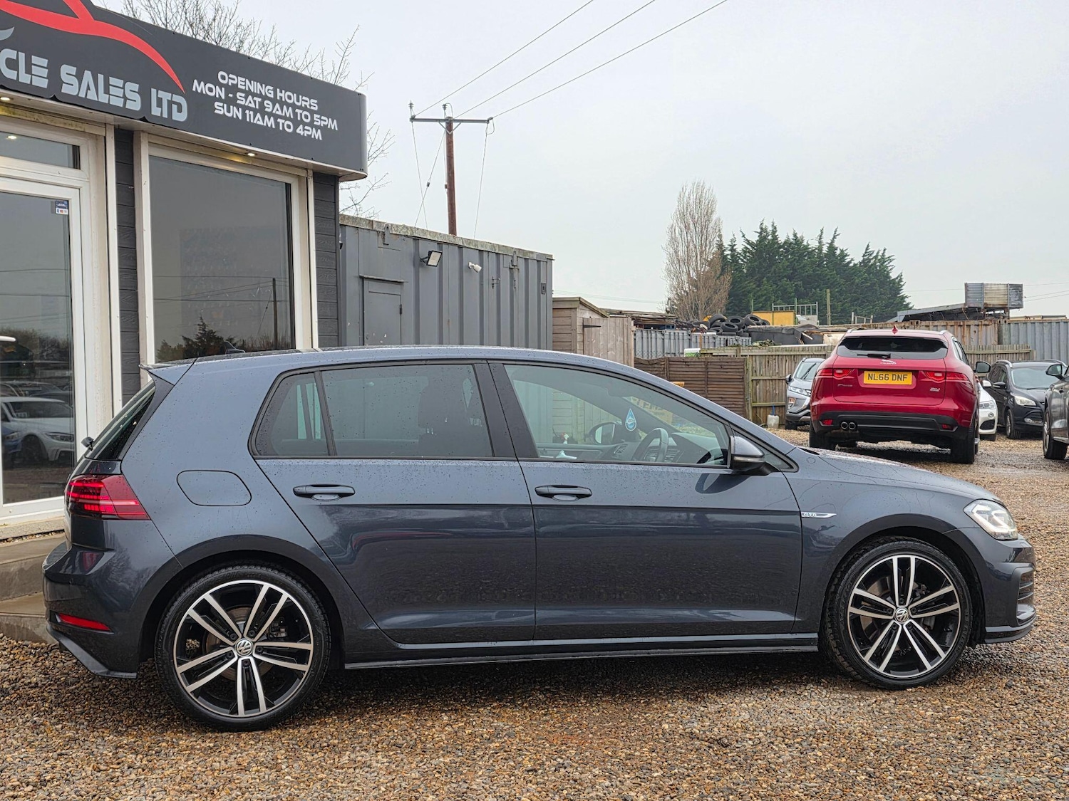 Used Volkswagen Golf 2018 for sale - 77021004: Photo 4