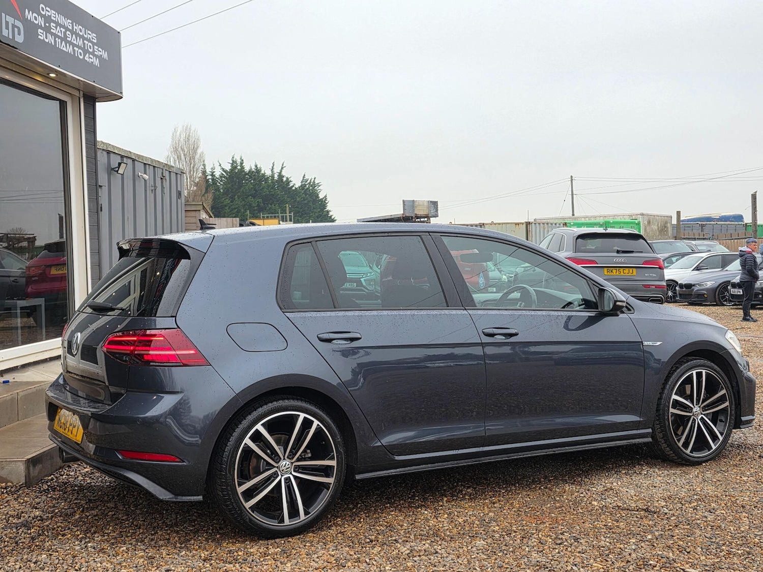 Used Volkswagen Golf 2018 for sale - 77021004: Photo 5