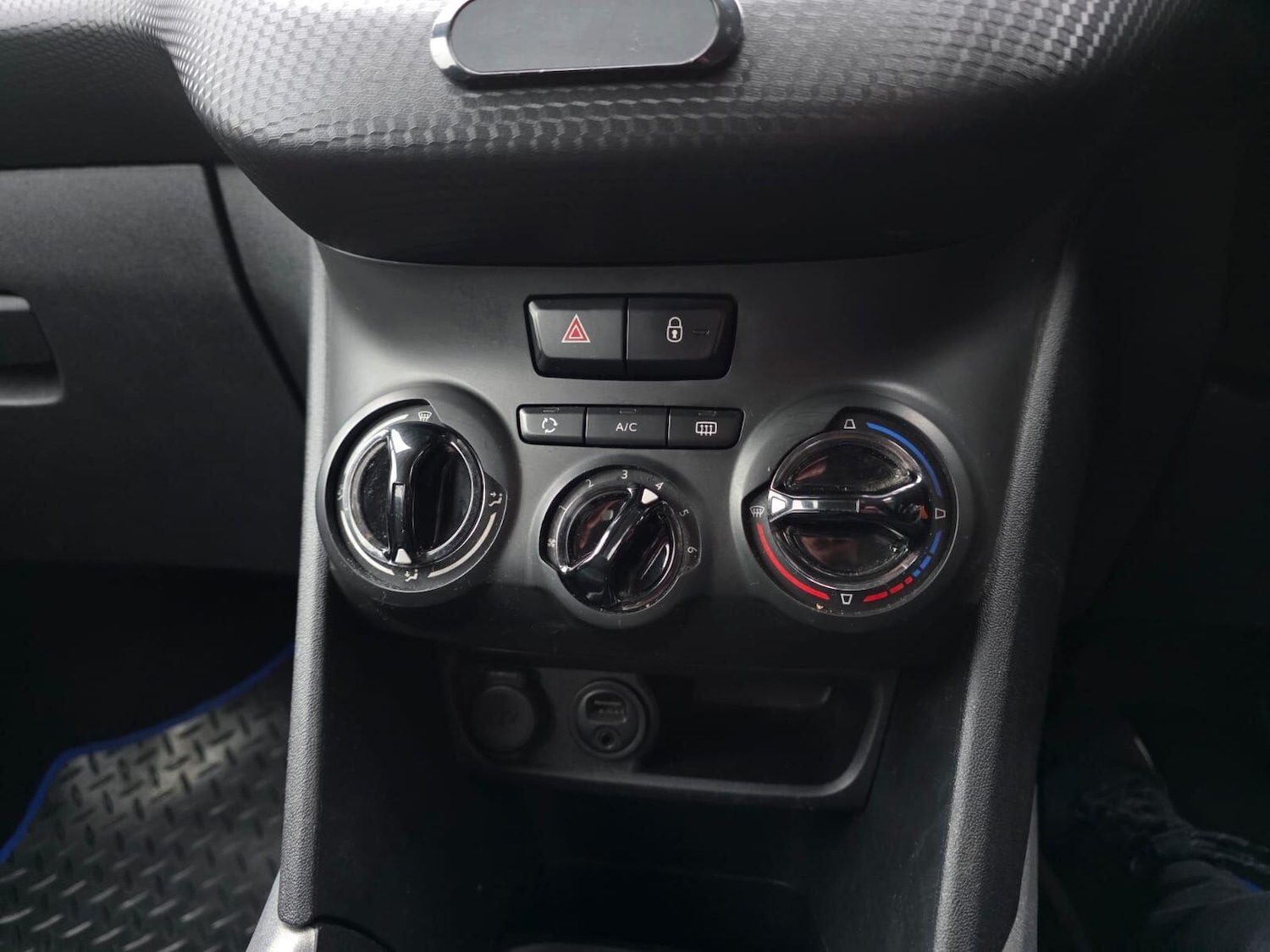 Used Peugeot 2008 2015 for sale - 77166668: Photo 21