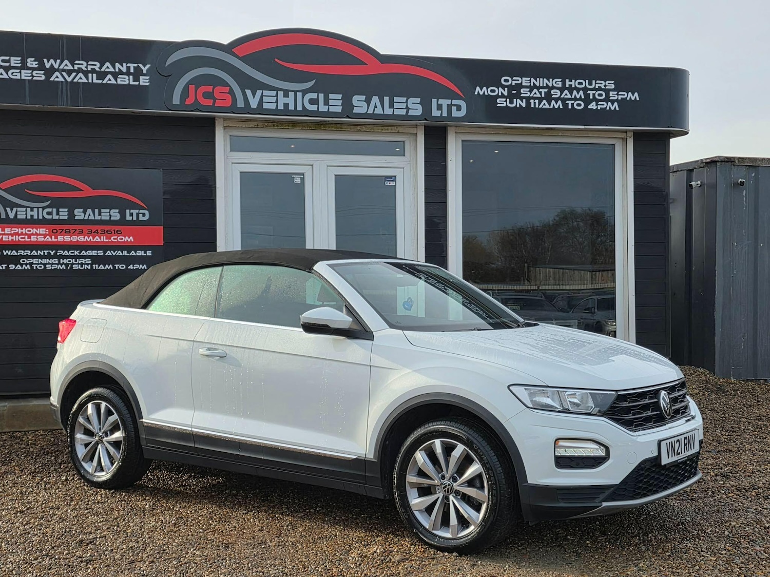 Used Volkswagen T-Roc for sale - 77695705: Photo 2