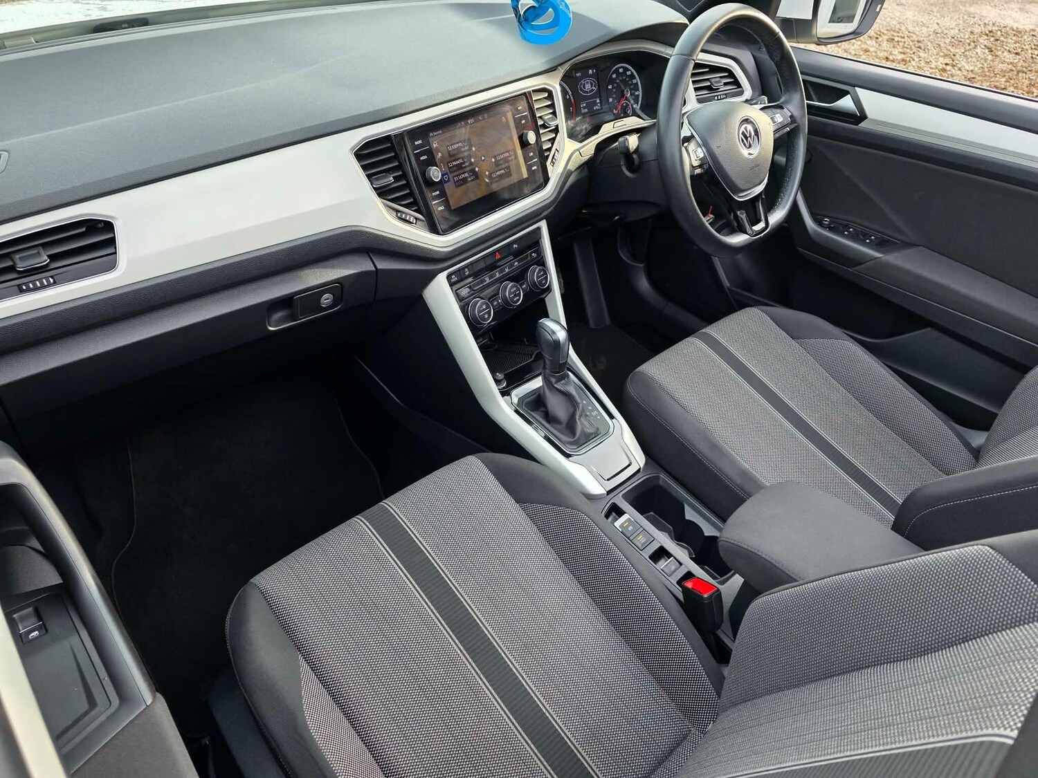 Used Volkswagen T-Roc for sale - 77695705: Photo 30