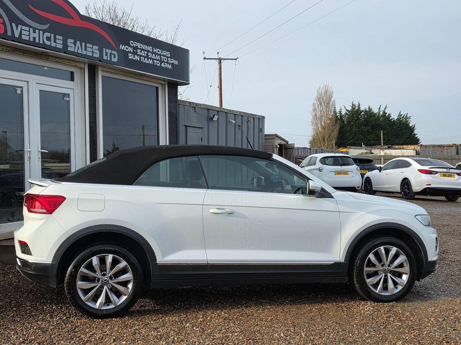 Used Volkswagen T-Roc for sale - 77695705: Photo 4