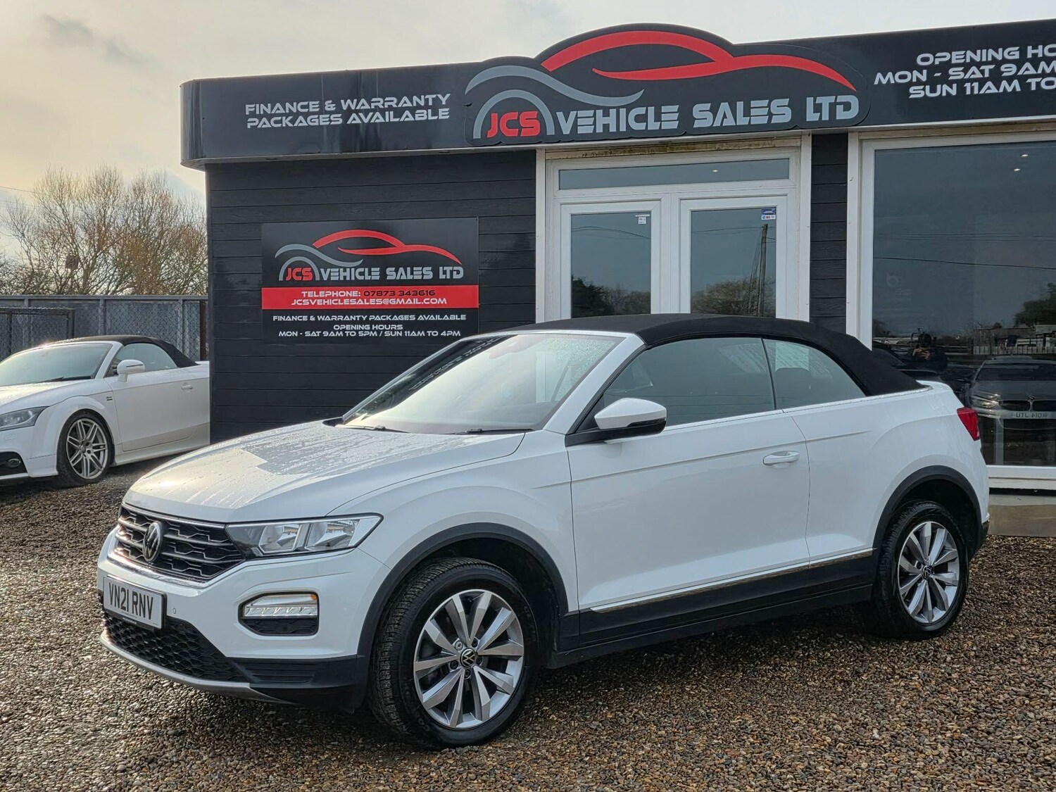 Used Volkswagen T-Roc for sale - 77695705: Photo 8