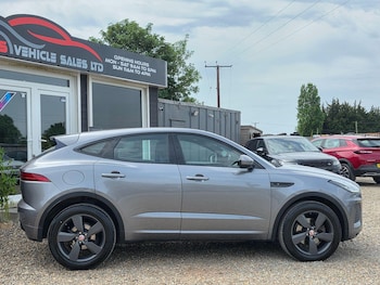 Used Jaguar E-Pace 2020 for sale - 78751908: Photo