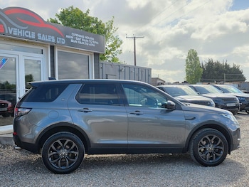 Used Land Rover Discovery Sport 2019 for sale - 78539242: Photo