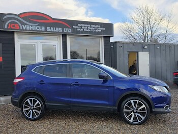 Used Nissan Qashqai 2017 for sale - 76992720: Photo
