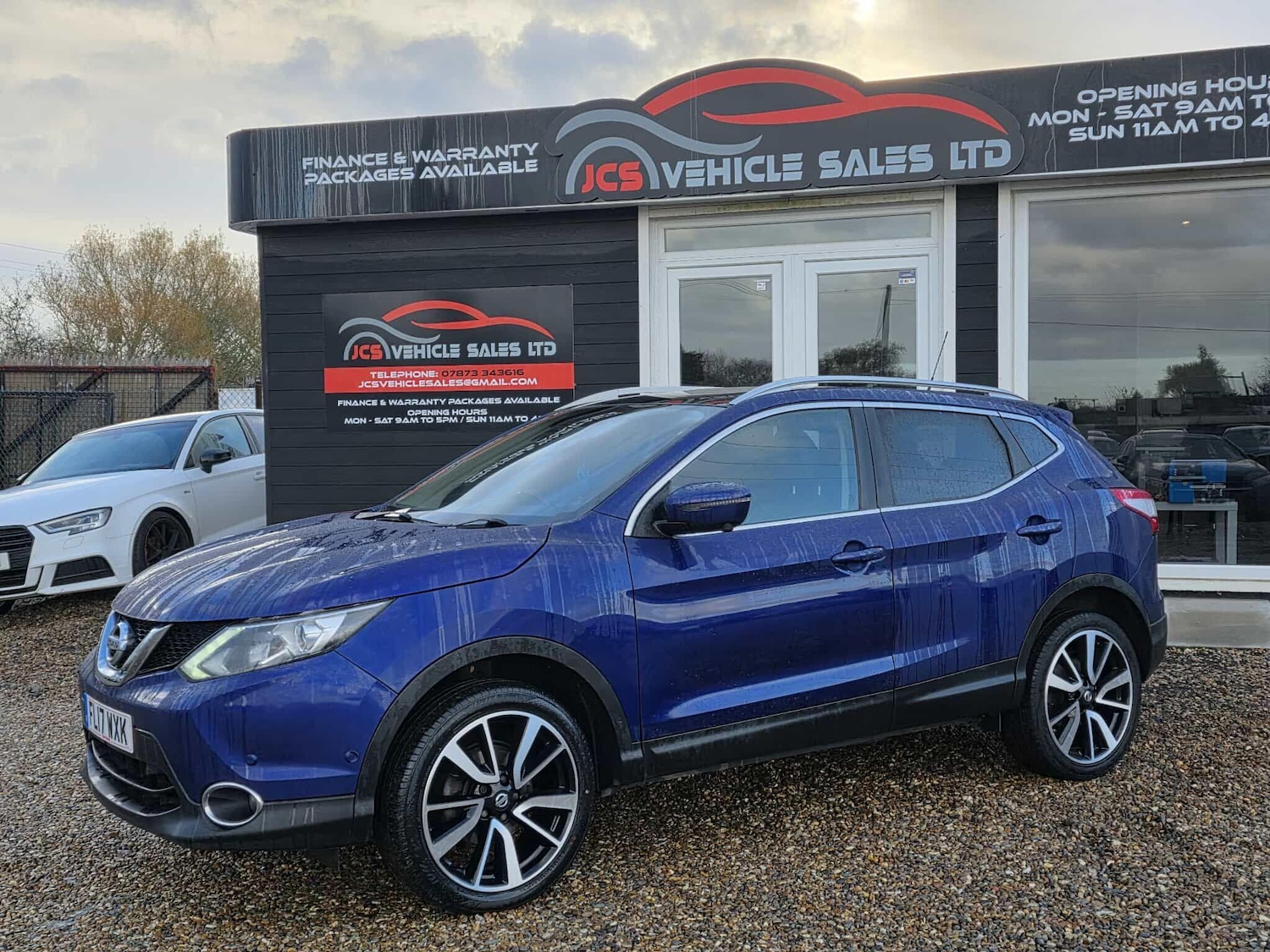 Used Nissan Qashqai 2017 for sale - 76992720: Photo 8