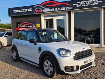 Used MINI Countryman 2018 for sale - 76599421: Photo