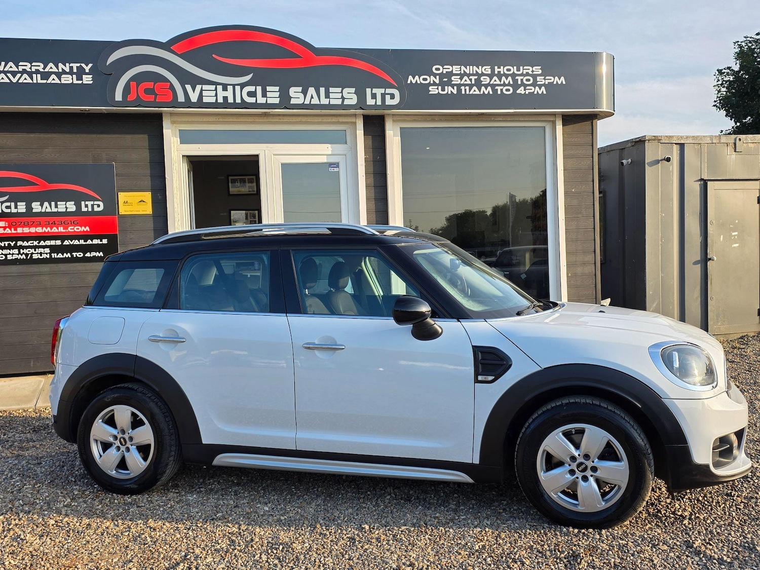 Used MINI Countryman 2018 for sale - 76599421: Photo 3