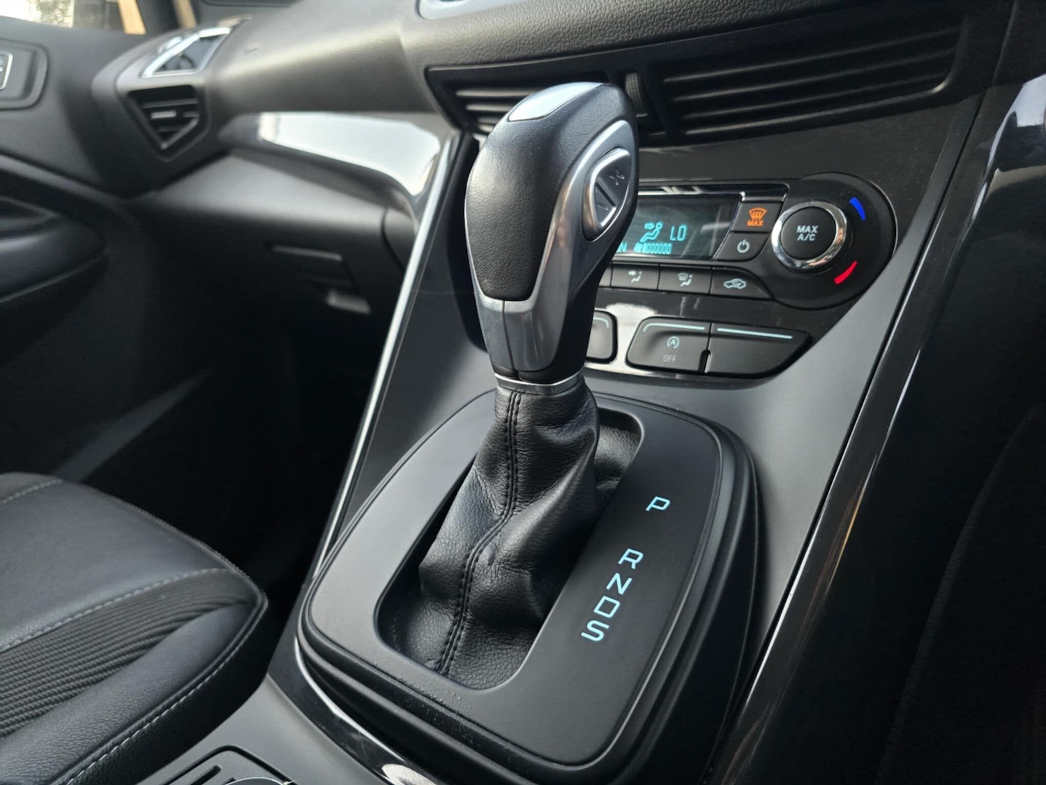 Used Ford Kuga 2016 for sale - 76599427: Photo 21