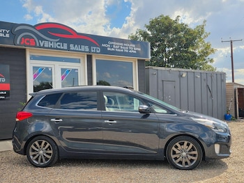 Used Kia Carens 2014 for sale - 79440624: Photo