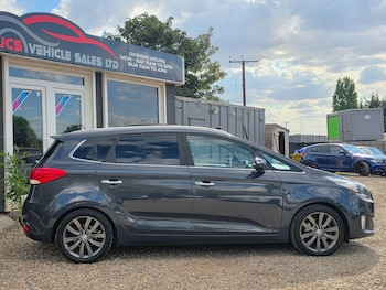 Used Kia Carens 2014 for sale - 79440624: Photo