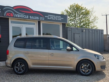 Used Volkswagen Touran 2013 for sale - 78388149: Photo