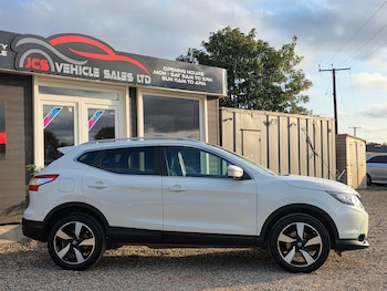 Used Nissan Qashqai 2015 for sale - 79280103: Photo