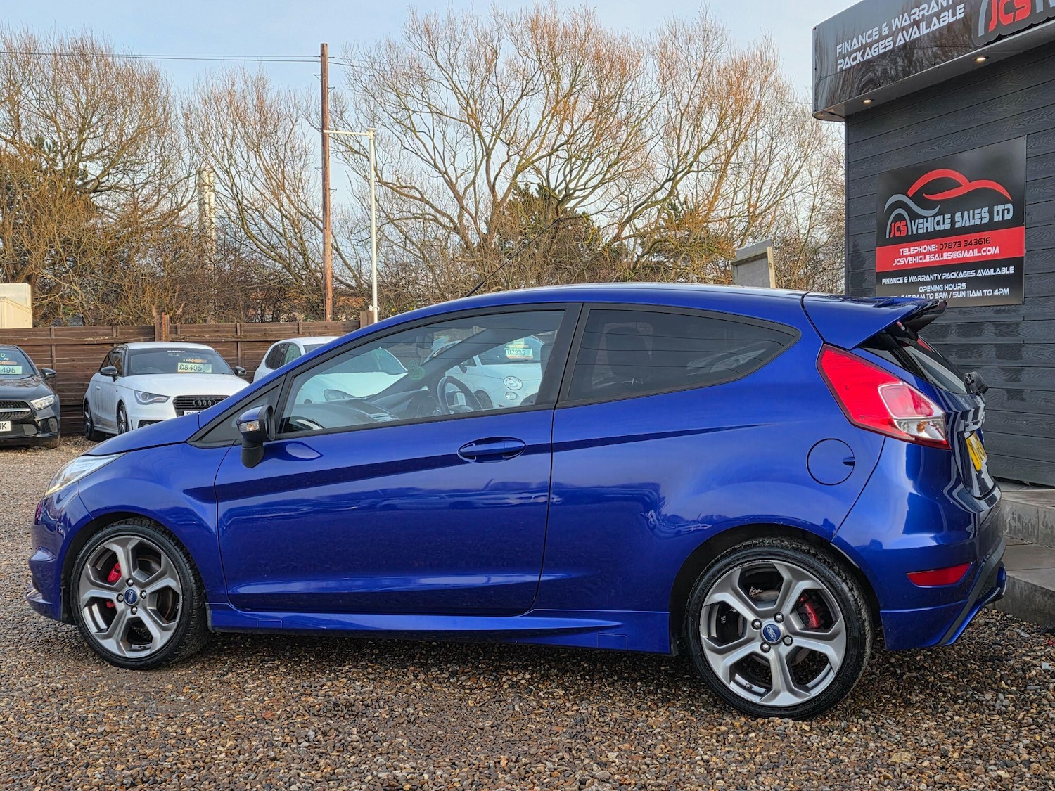 Used Ford Fiesta 2014 for sale - 77057498: Photo 8