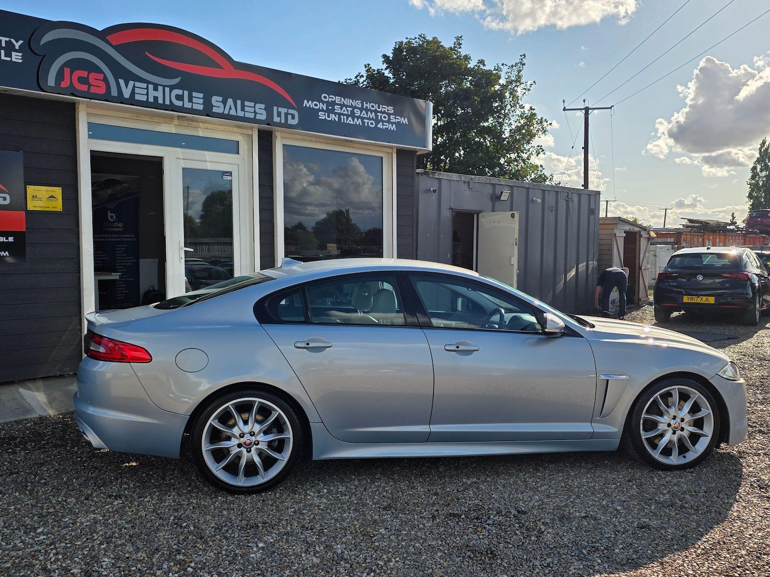 Used Jaguar XF 2014 for sale - 76599410: Photo 4