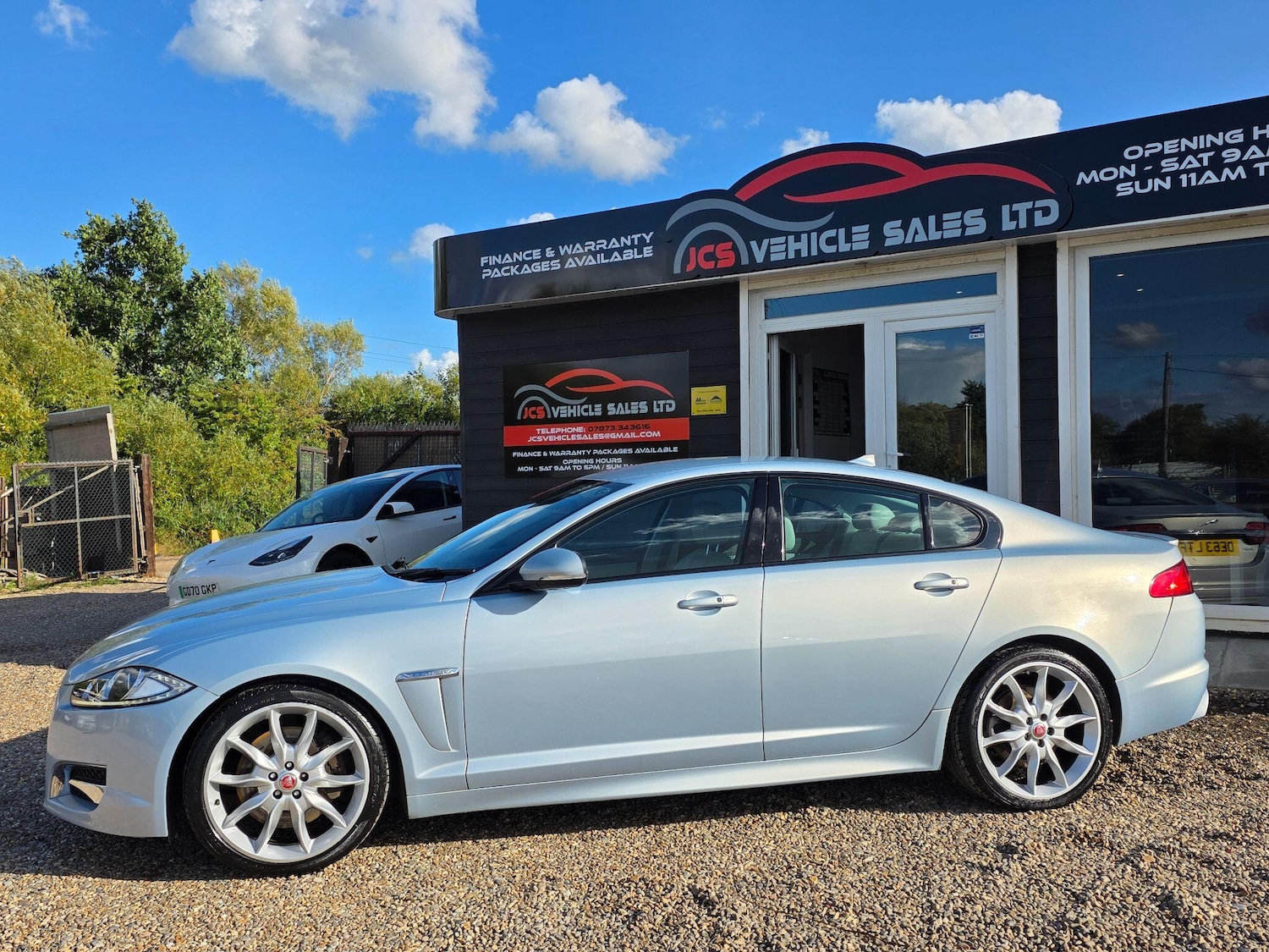 Used Jaguar XF 2014 for sale - 76599410: Photo 9