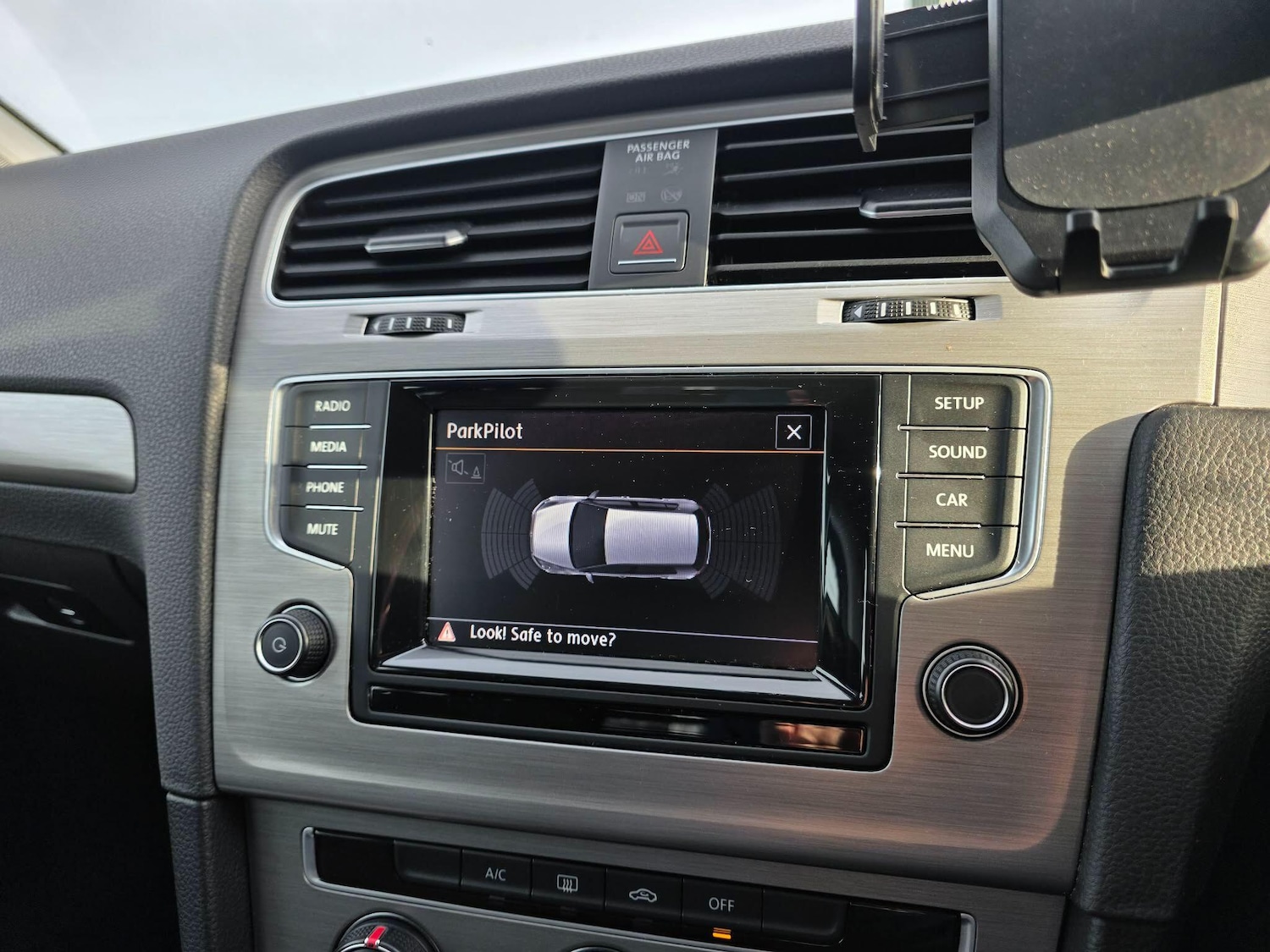 Used Volkswagen Golf 2016 for sale - 77696162: Photo 33