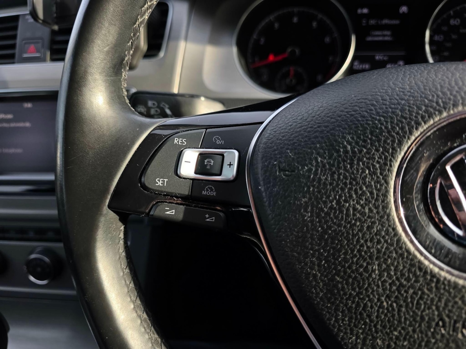 Used Volkswagen Golf 2016 for sale - 77696162: Photo 38