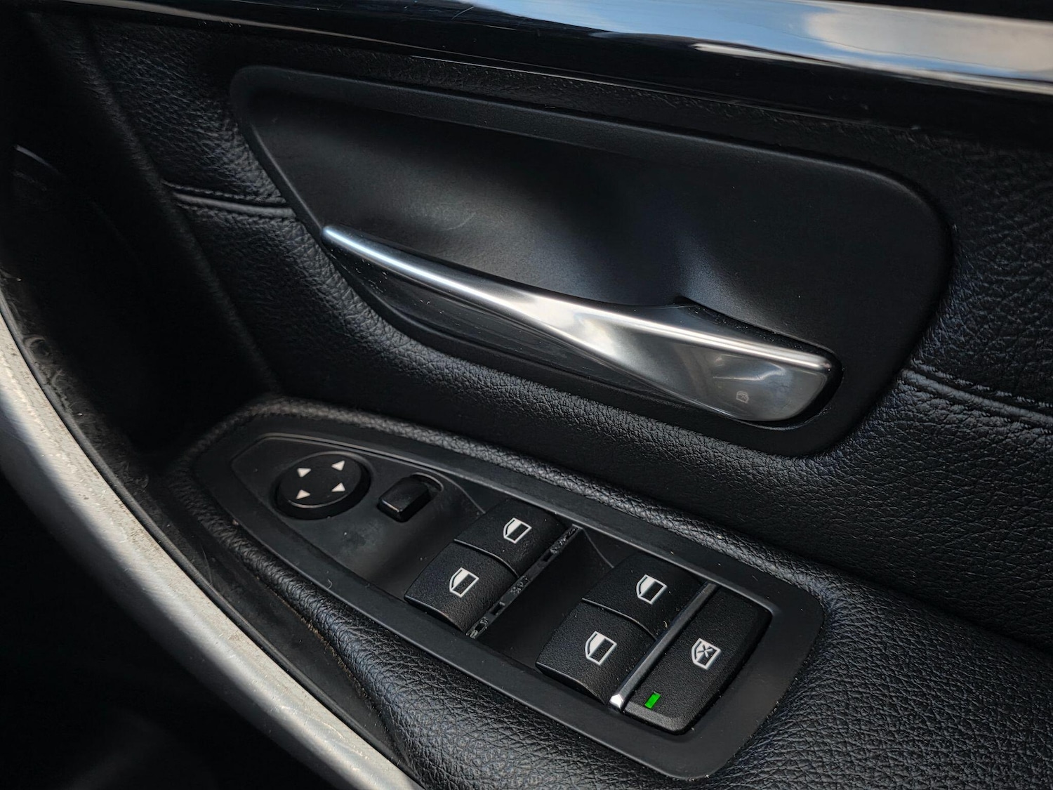 Used BMW 3 Series 2017 for sale - 76599412: Photo 30