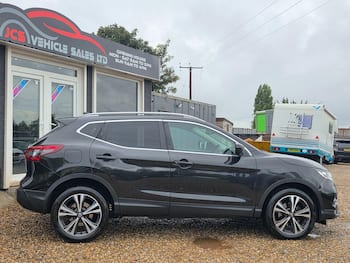 Used Nissan Qashqai 2018 for sale - 79677189: Photo