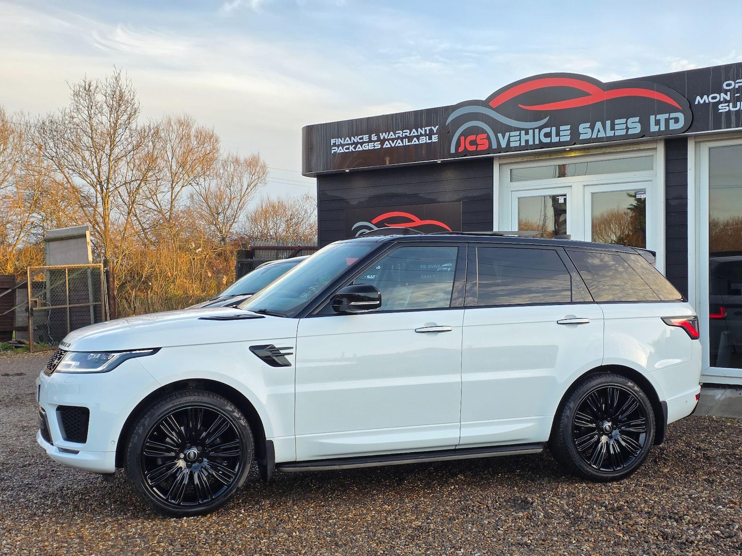 Used Land Rover Range Rover Sport 2018 for sale - 77015626: Photo 3