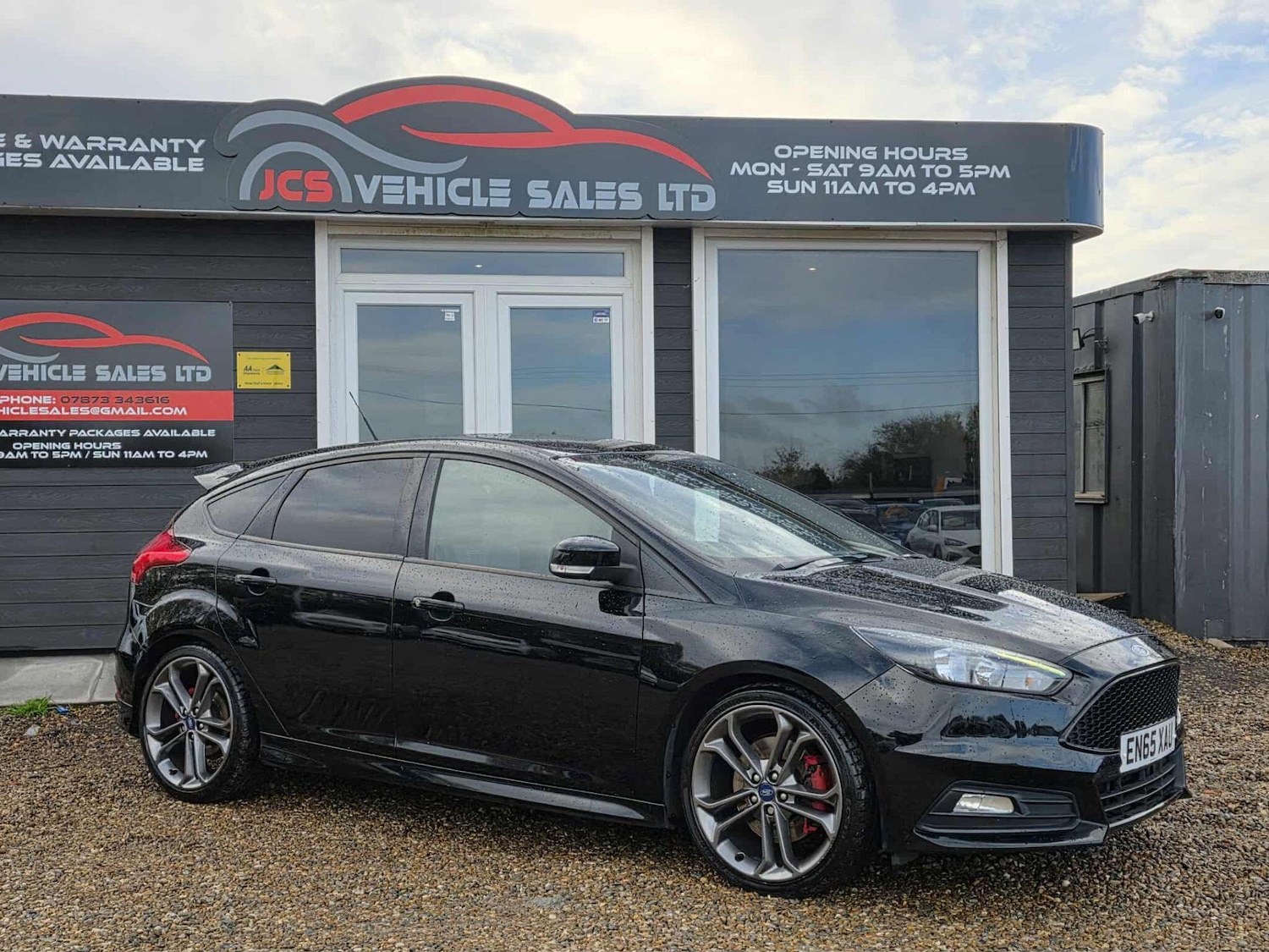 Used Ford Focus 2016 for sale - 76599423: Photo 2