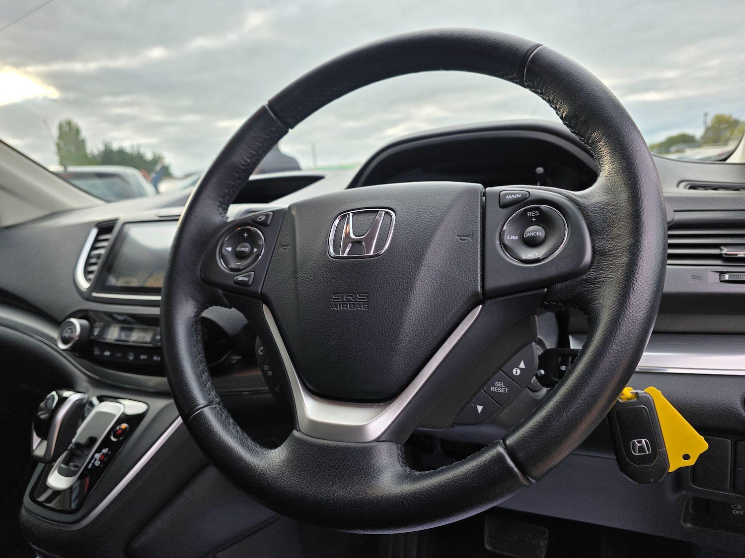 Used Honda CR-V 2015 for sale - 76599425: Photo 38