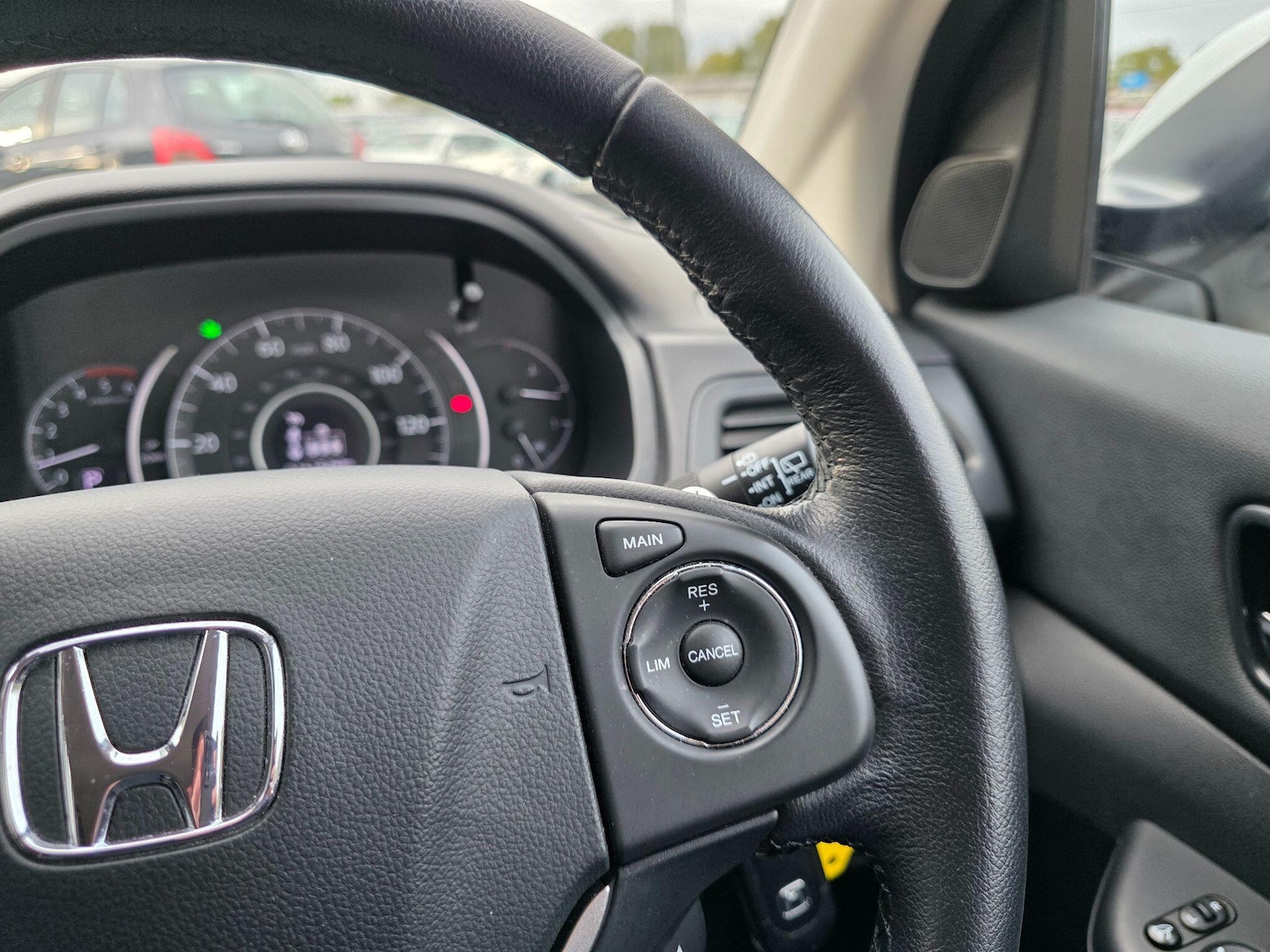 Used Honda CR-V 2015 for sale - 76599425: Photo 56