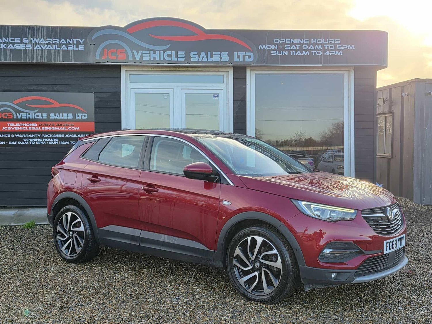 Used Vauxhall Grandland X 2018 for sale - 76689597: Photo 2