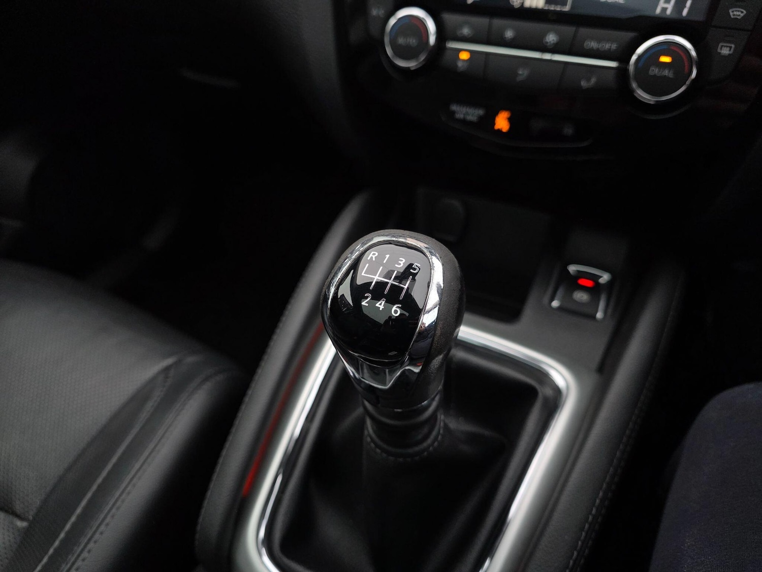 Used Nissan Qashqai 2016 for sale - 77020871: Photo 24