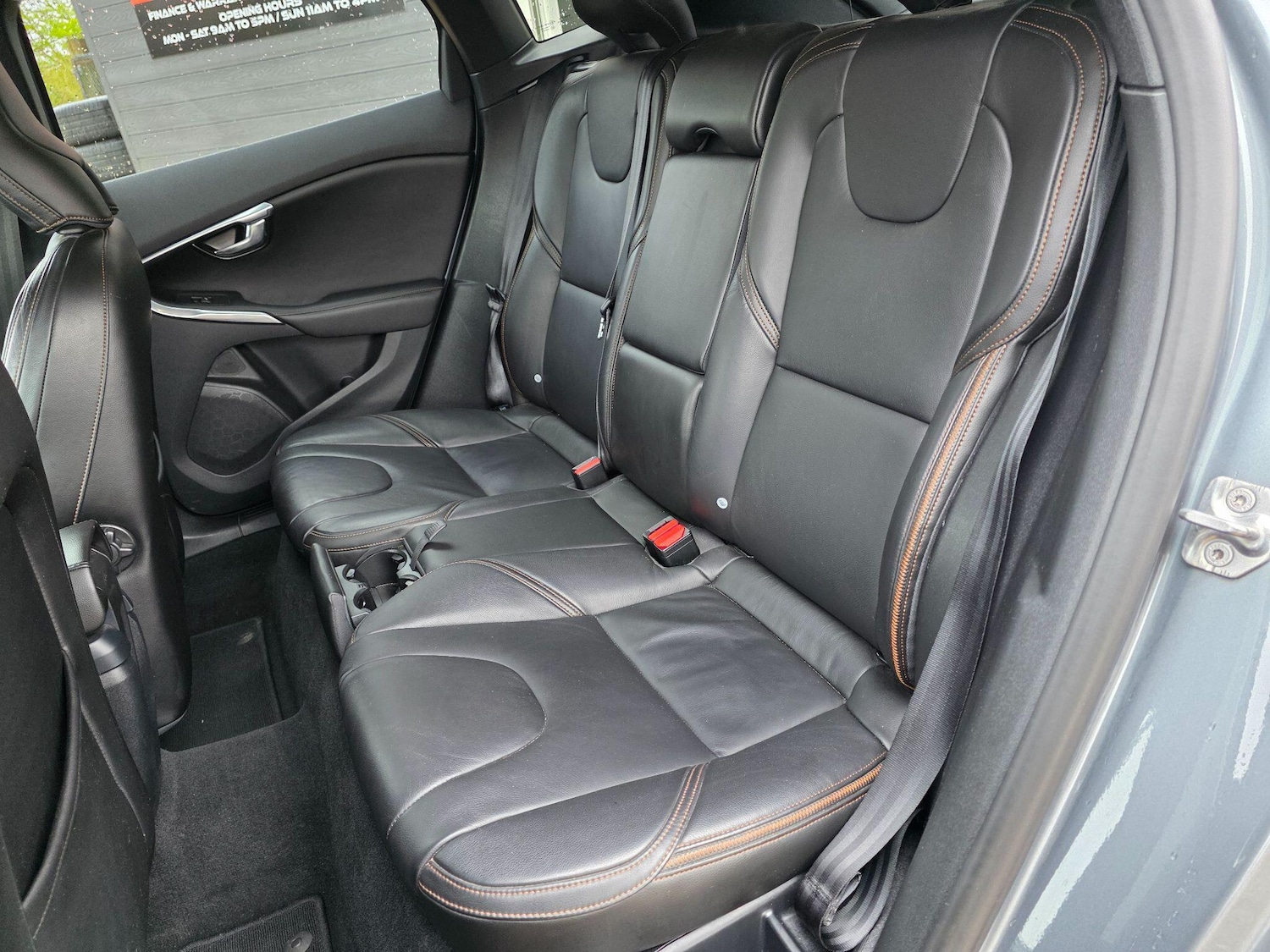 Used Volvo V40 2017 for sale - 78046890: Photo 17