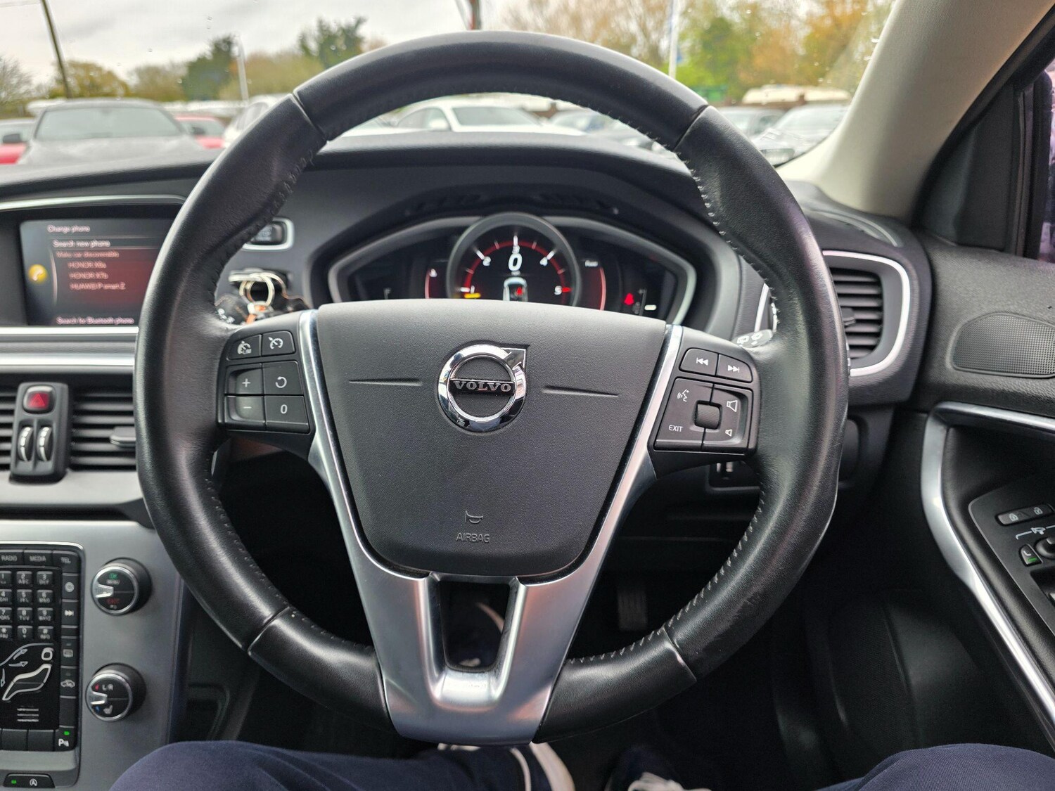 Used Volvo V40 2017 for sale - 78046890: Photo 31