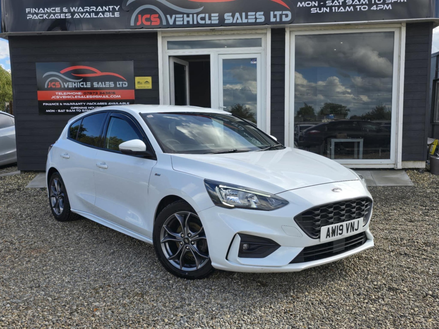 Used Ford Focus 2019 for sale - 76599416: Photo 1