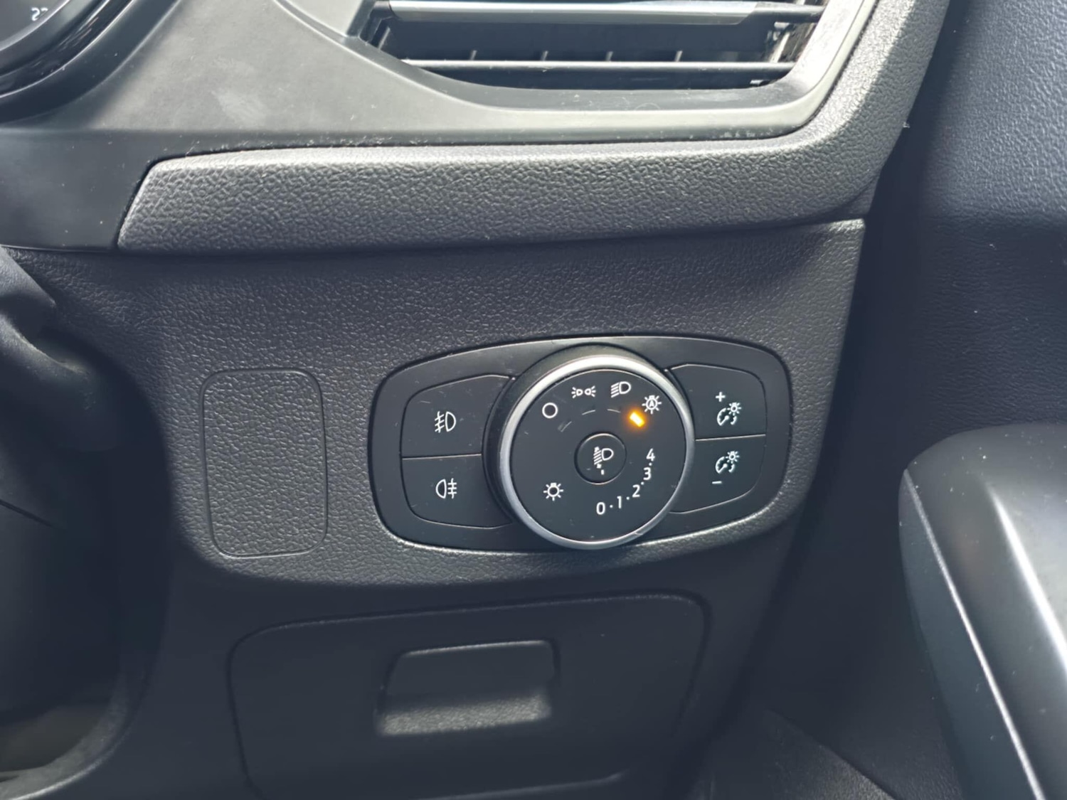 Used Ford Focus 2019 for sale - 76599416: Photo 18