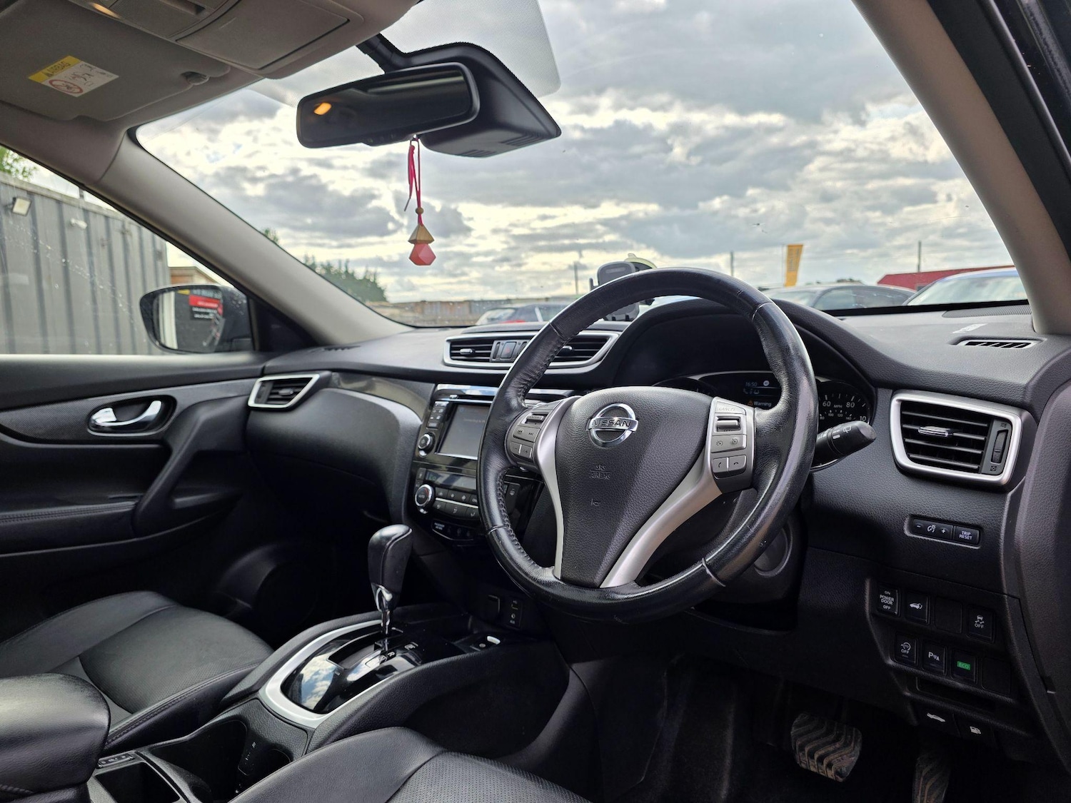 Used Nissan X-Trail 2015 for sale - 76599440: Photo 14