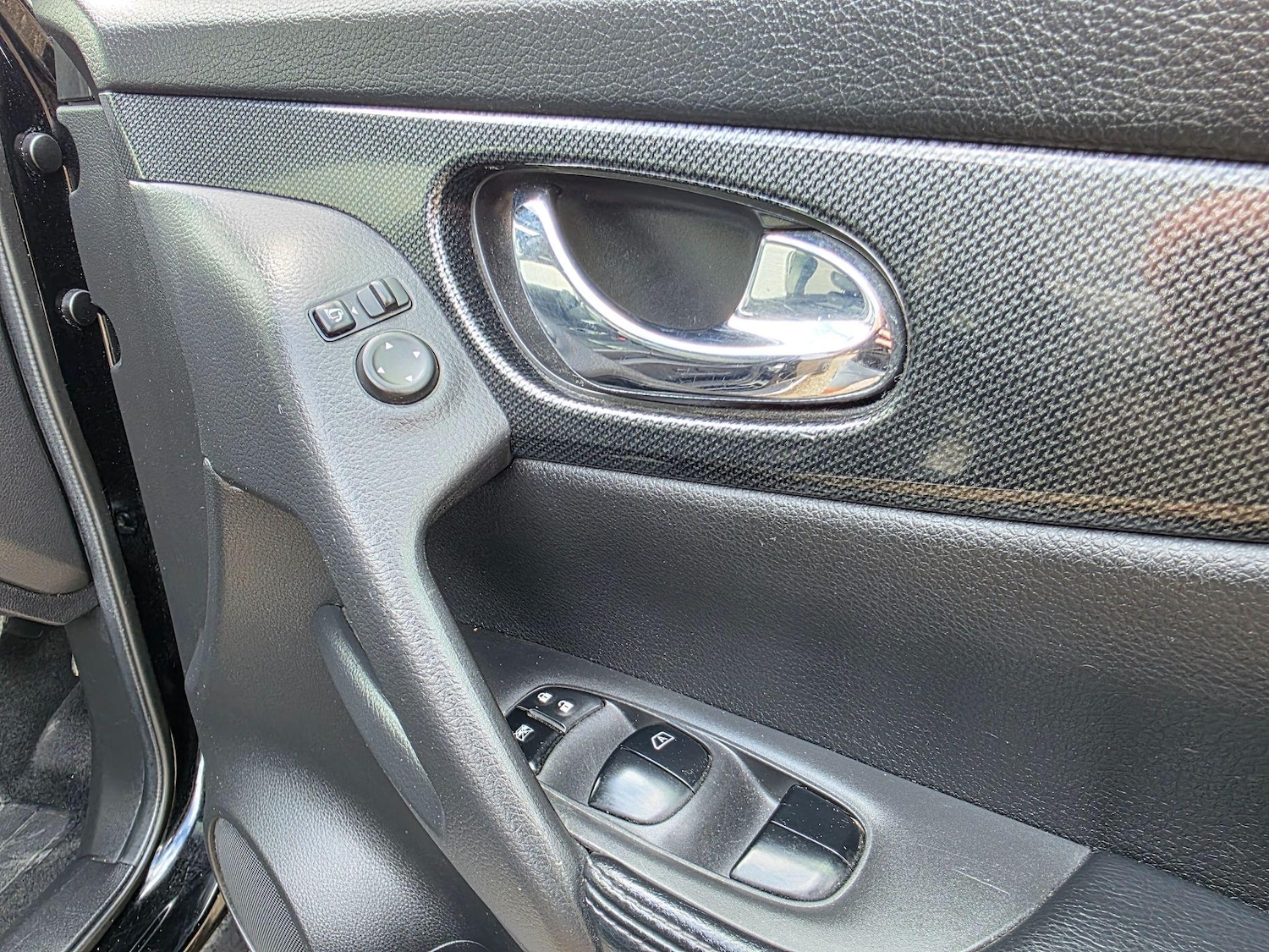 Used Nissan X-Trail 2015 for sale - 76599440: Photo 23