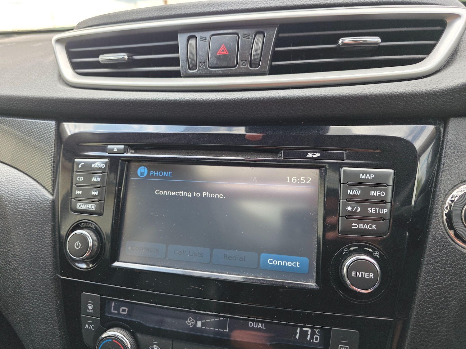 Used Nissan X-Trail 2015 for sale - 76599440: Photo 32