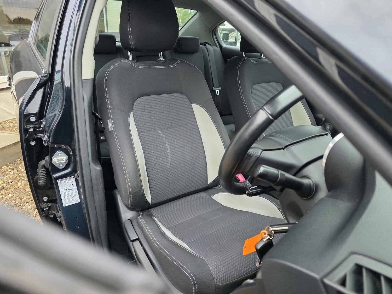 Used Toyota Avensis 2017 for sale - 76599442: Photo 13